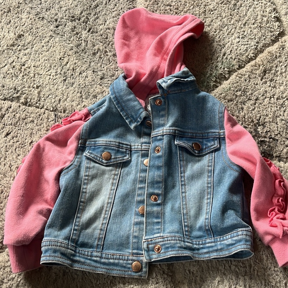 Hooded denim jacket
